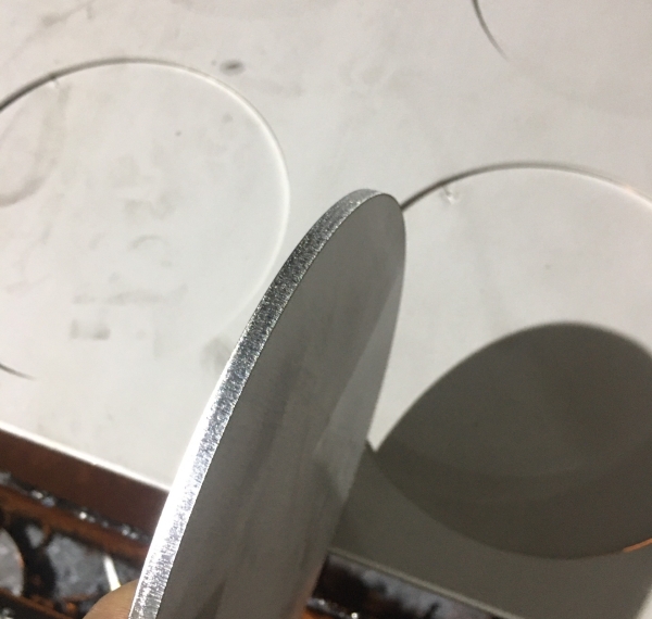 Cắt nito inox theo yêu cầu